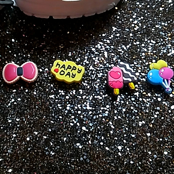 CROCS JIBBITZ PACK OF 8 - Picture 3 of 3